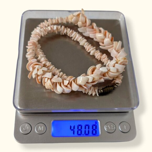 Vintage Pink Shell Chip Necklace - Picture 6 of 6